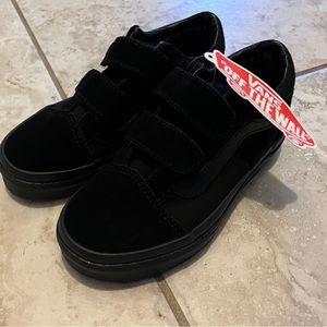 NWT Black velcro Vans
